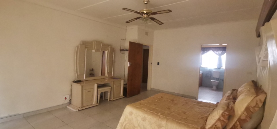 4 Bedroom Property for Sale in Roosheuwel North West